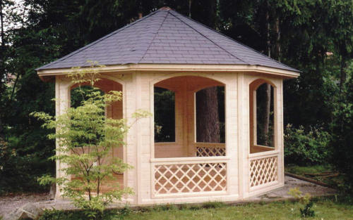 Octagonal Building timber summerhouse